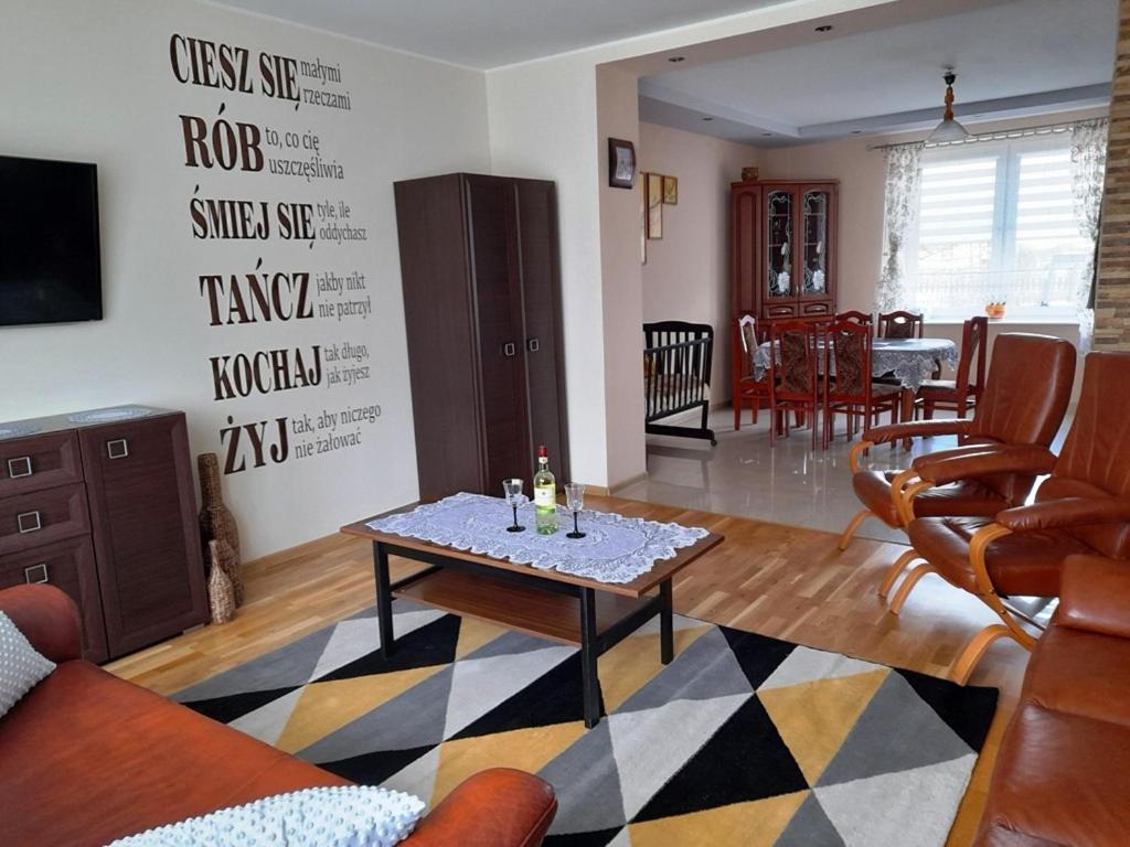 Tu Sie Spi Apartment Bodzentyn Bagian luar foto