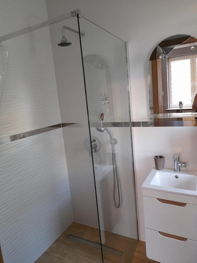 Tu Sie Spi Apartment Bodzentyn Bagian luar foto